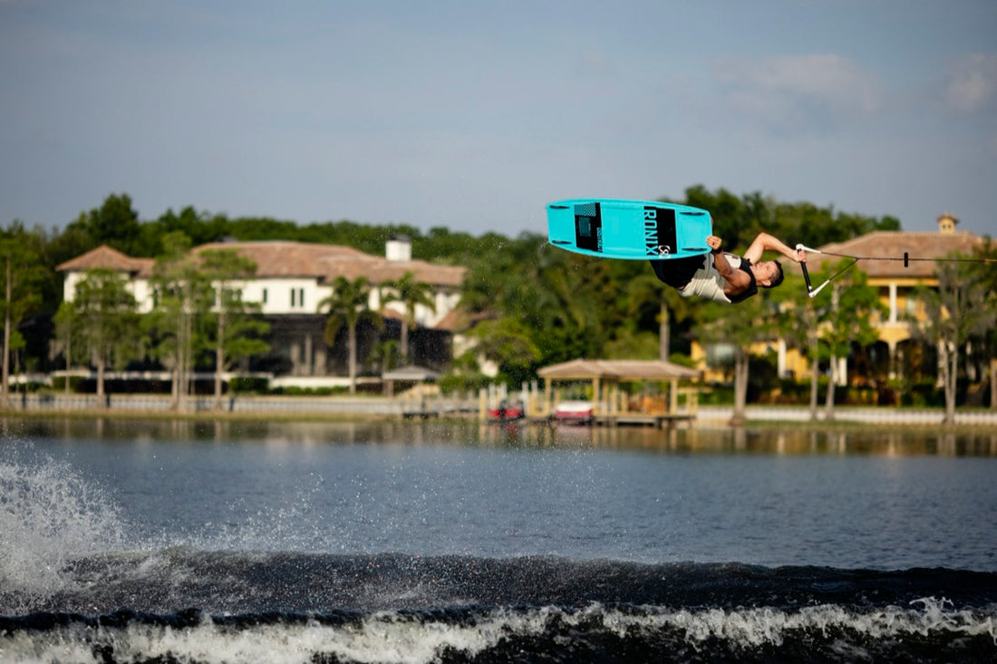 Ronix District Wakeboard 2025