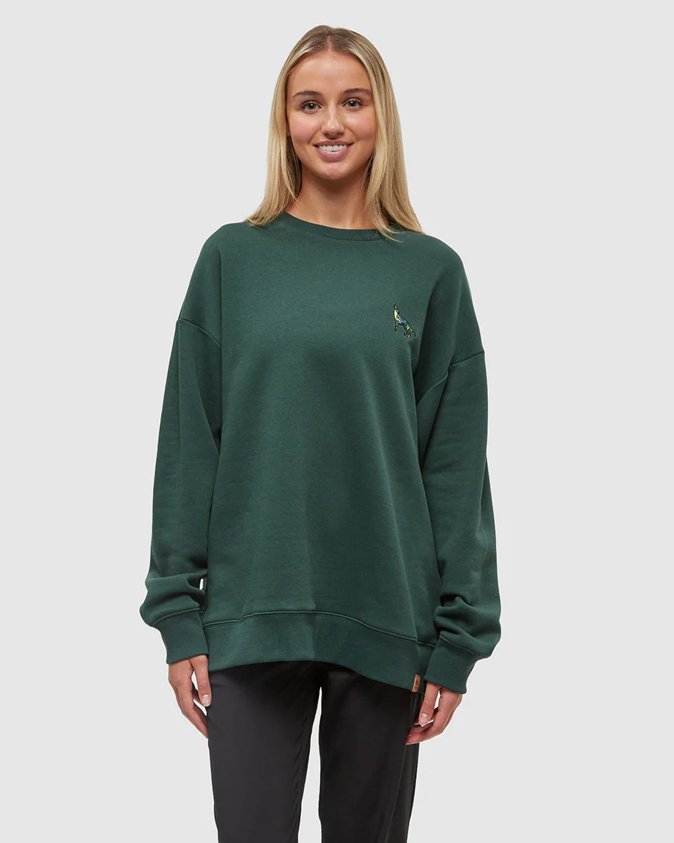 W Boreal Wildlife Oversized Crew
