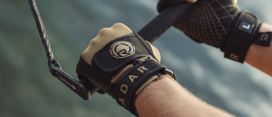 Radar Podium Water Ski Gloves
